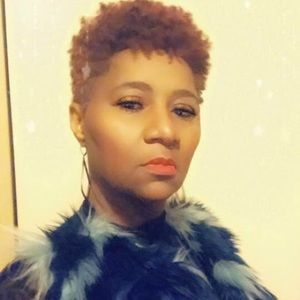 Meet your Posher, Joyce